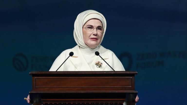 Emine Erdoğan'dan AK Parti'nin 25. Kuruluş Yıl Dönümü programına ilişkin paylaşım