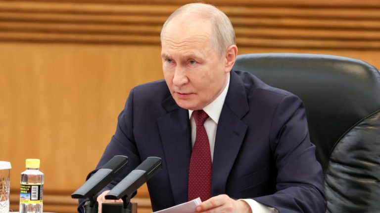 Putin, Rusya'nın 30 gigavatlık yeni nükleer enerji kapasitesi kuracağını söyledi