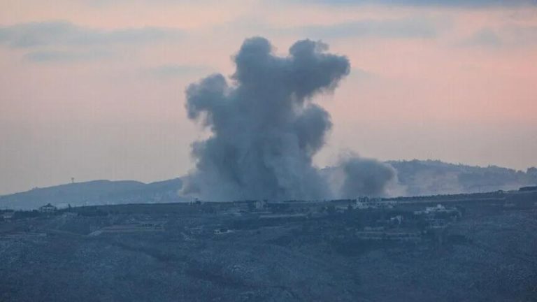Katil İsrail'in ateşkese rağmen Gazze'ye saldırıları devam ediyor