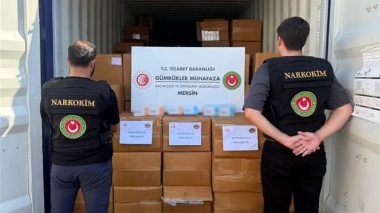 Gümrüklerde 91,7 milyar liralık kaçak eşya ve uyuşturucu ele geçirildi