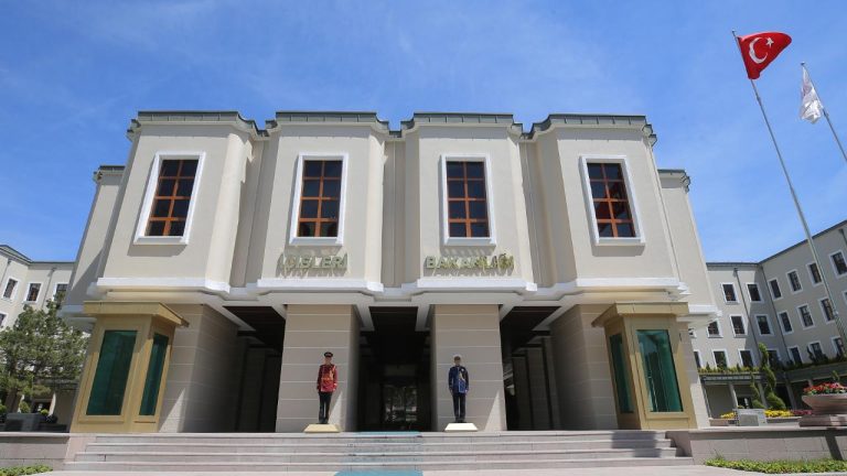 Milas Belediye Başkanı görevden uzaklaştırıldı