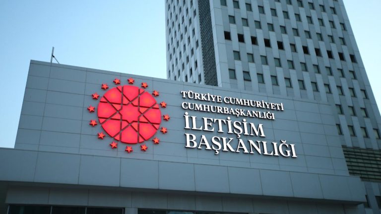 İletişim Başkanlığı Paris'te 'İstanbul: Bir Şehir, Bin Bakış' sergisi düzenleyecek