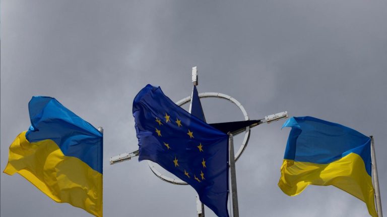 AB'den Ukrayna'ya 2,9 milyar euroluk mali destek